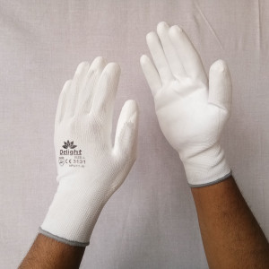 PU WHITE HANDGLOVES